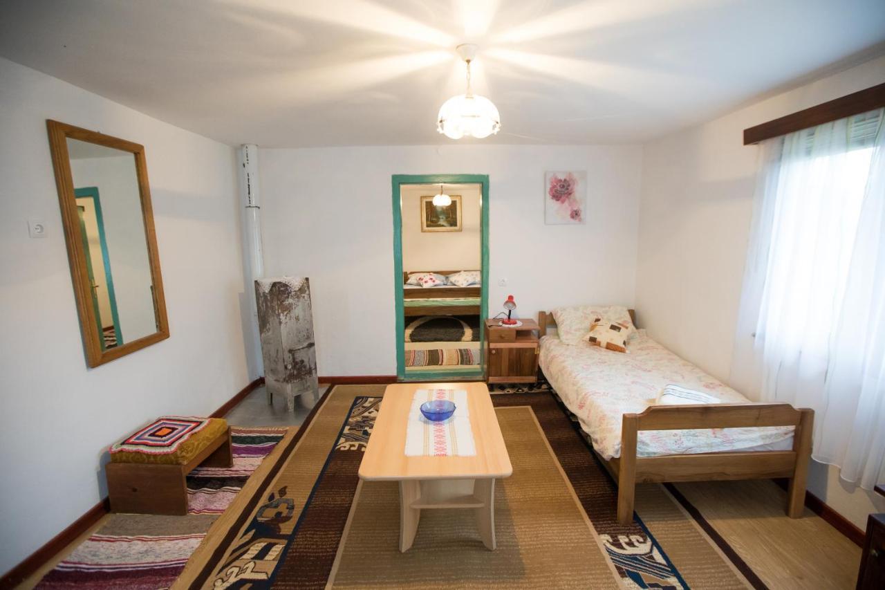 Ferienwohnung Kuca Za Odmor Jagnjic Josipdol Exterior foto
